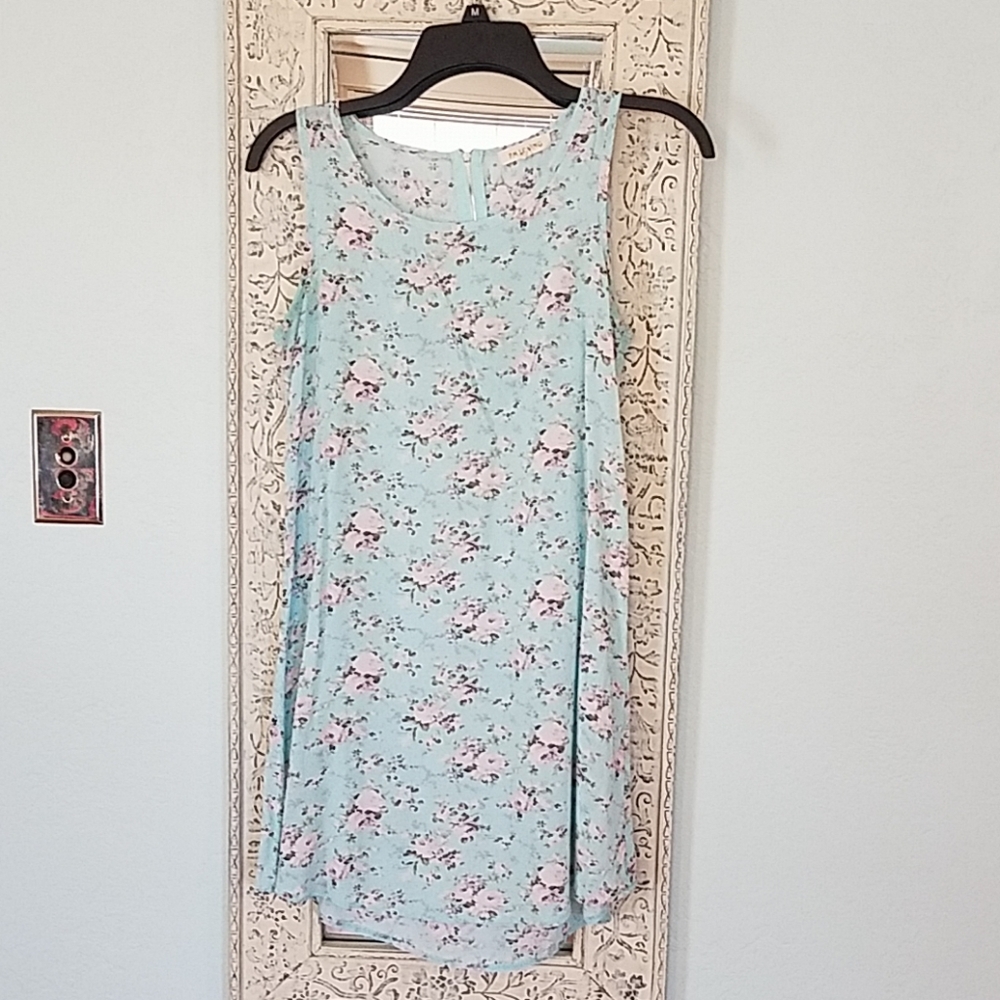 Lightweight sleeveless summer dress